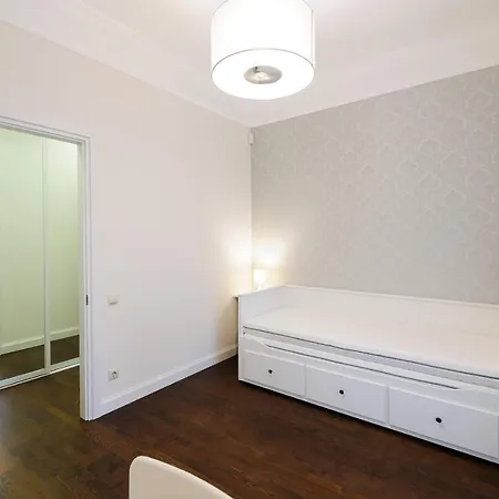 просторі в центрі львова