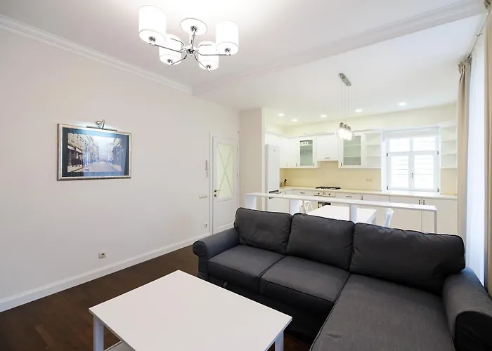 просторі в центрі львова